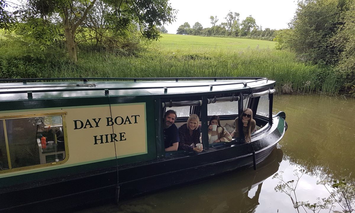 a family group enjoying a skippered day boat tours from union wharf 